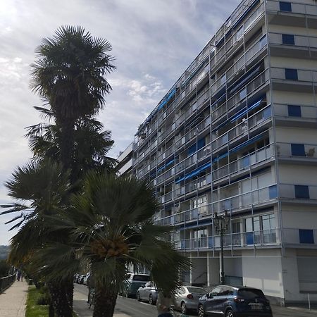 Chambrette Boulevard Des Pyrenees Hypercentre 10M Carre Wc Sur Le Palier, Porte40 Pau Exterior photo